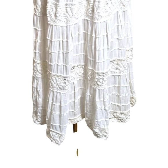 White Off Shoulder Midi Dress With Crochet Details Plus Size - Picture 3 of 6